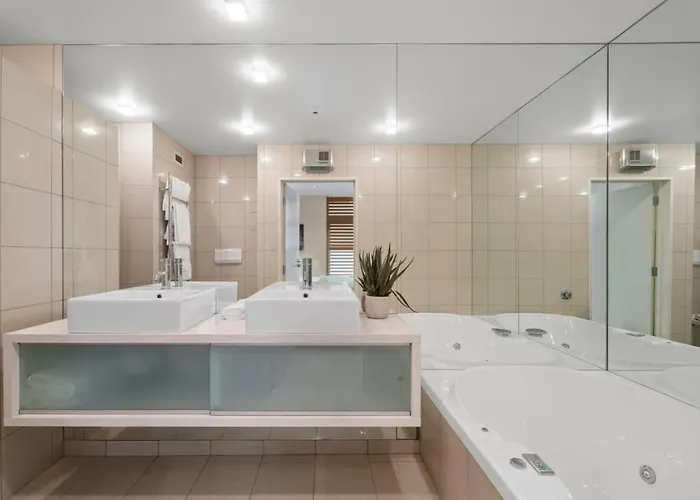 Luxury Lakeview On Ardmore With Sauna Appartement