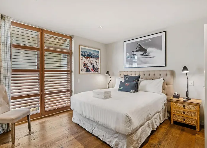 Luxury Lakeview On Ardmore With Sauna Appartement